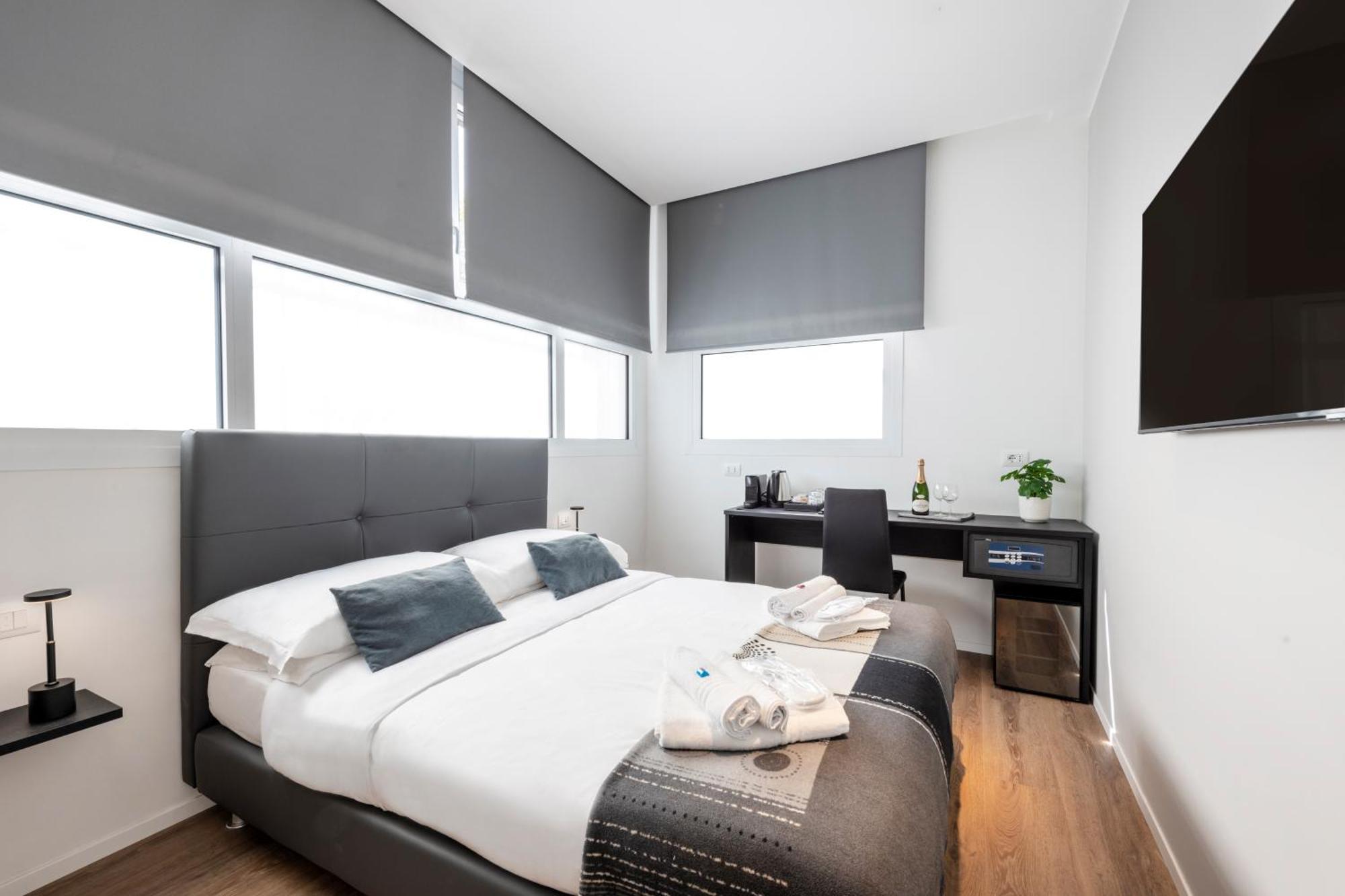 Bnbutler - Inbrera Suites - Giulianova, 1 Milan Exterior photo