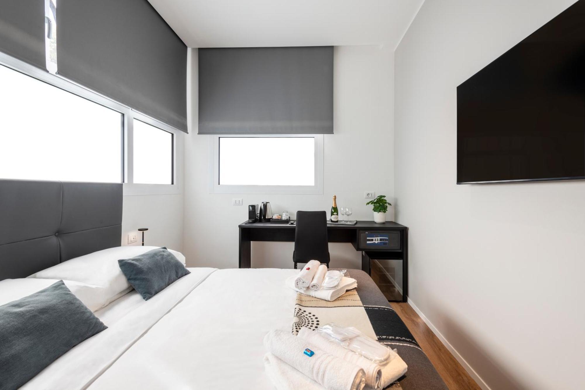Bnbutler - Inbrera Suites - Giulianova, 1 Milan Exterior photo
