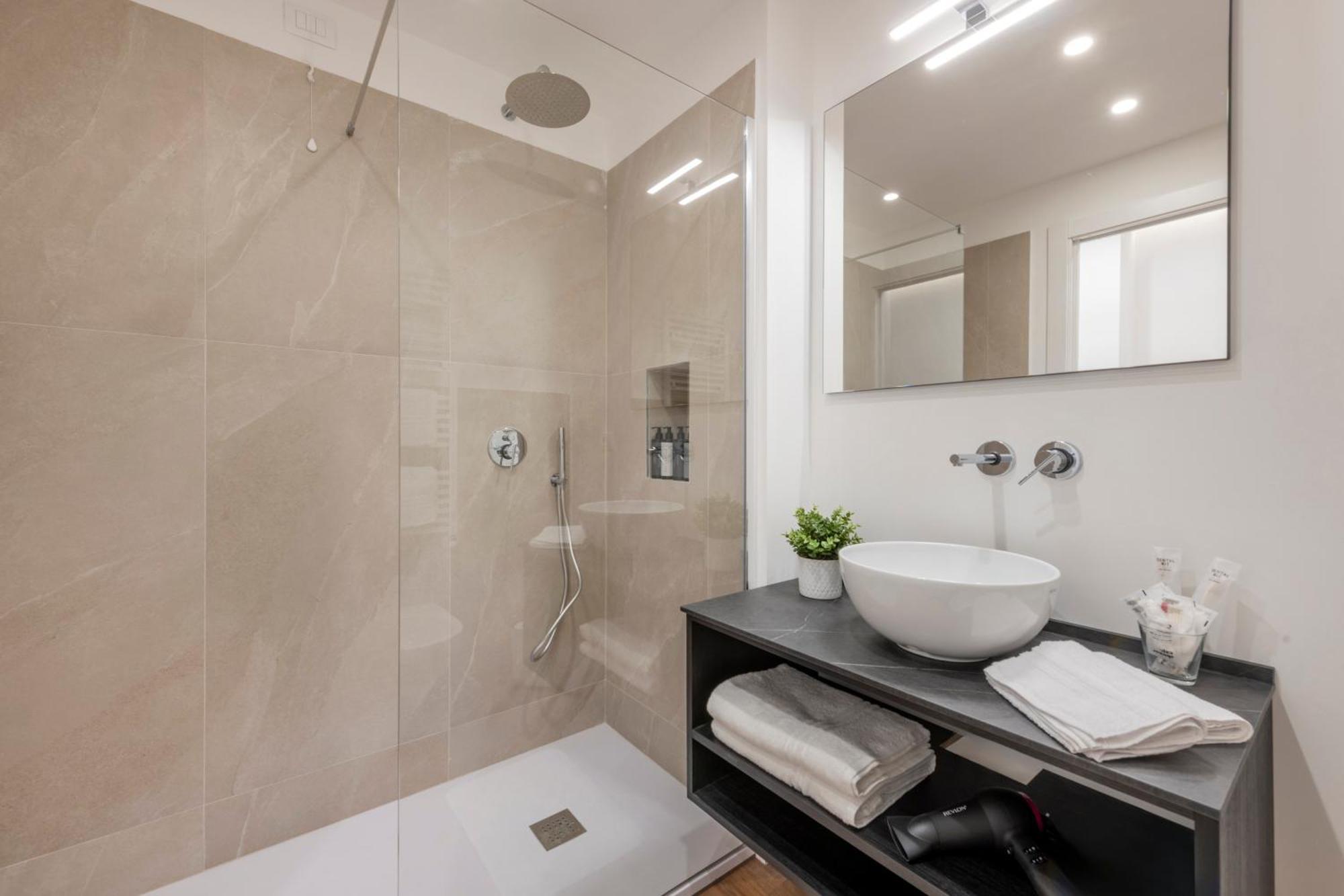 Bnbutler - Inbrera Suites - Giulianova, 1 Milan Exterior photo